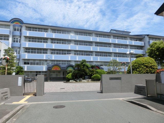 浜松市中央区富塚町 高校・高専