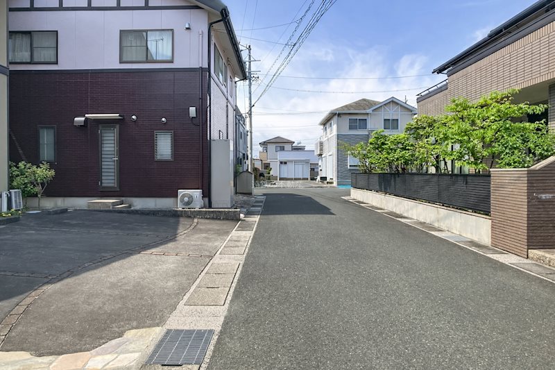 浜松市中央区萩丘5丁目 現地写真（前面道路含む現地写真）