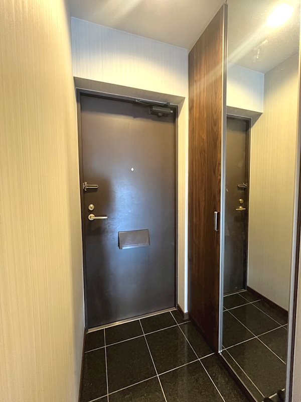 静岡県浜松市中央区成子町 現地写真（玄関）