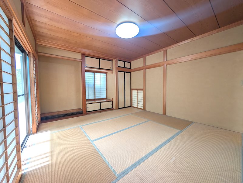静岡県浜松市中央区有玉台２丁目 内観写真（リビング以外の居室）