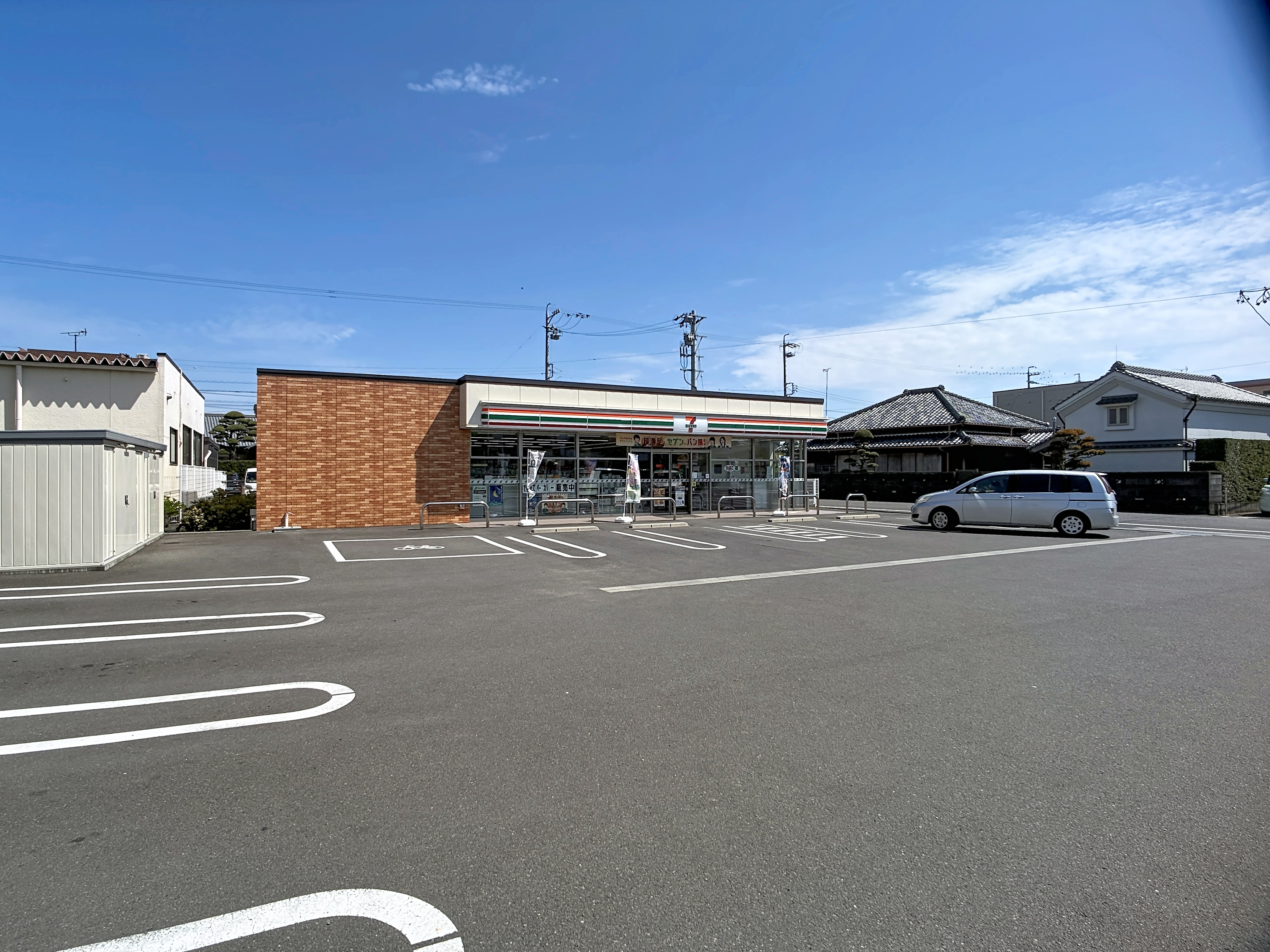 焼津市焼津5丁目 コンビニ