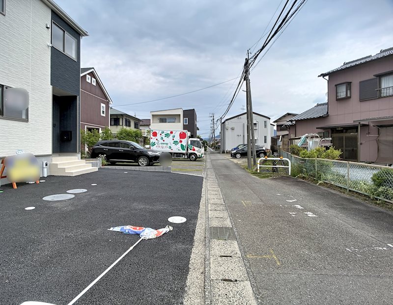 焼津市中根 現地写真（前面道路含む現地写真）