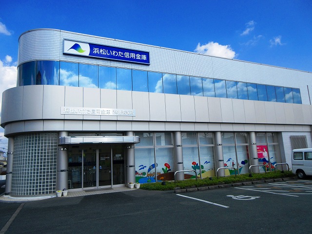 浜松市浜名区本沢合 銀行