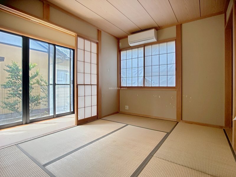 焼津市下小田中町 内観写真（リビング以外の居室）
