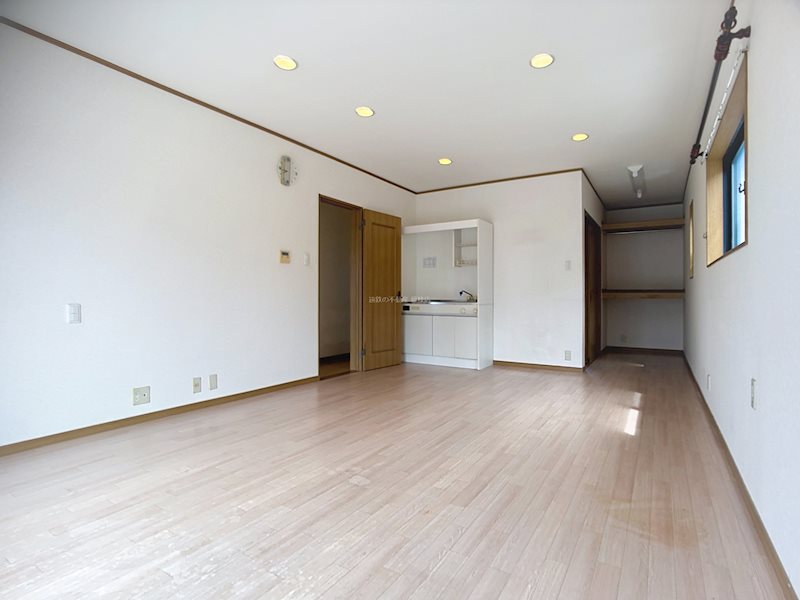 焼津市下小田中町 内観写真（リビング以外の居室）