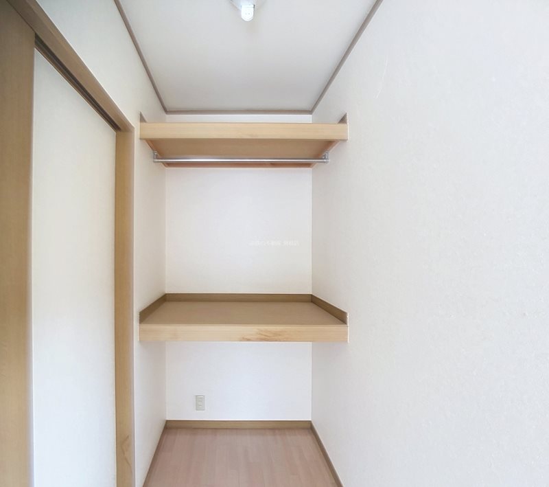 焼津市下小田中町 内観写真（収納）