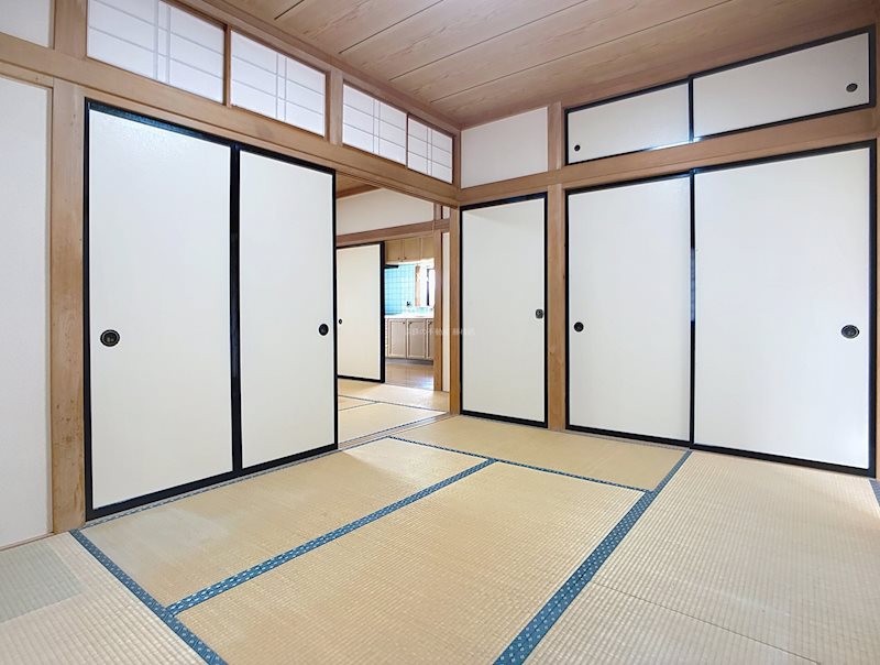 焼津市五ヶ堀之内 内観写真（リビング以外の居室）