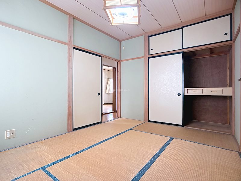 焼津市五ヶ堀之内 内観写真（リビング以外の居室）
