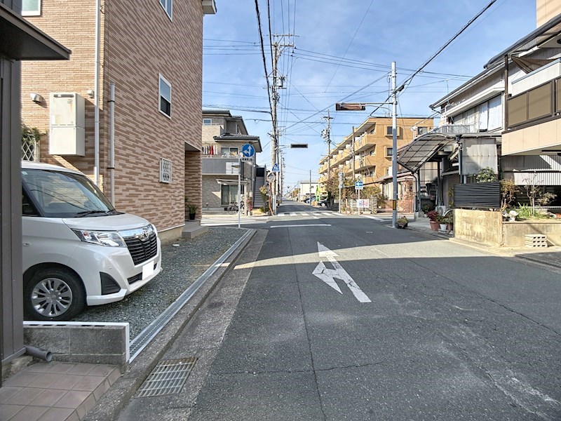 浜松市中央区海老塚町  現地写真（前面道路含む現地写真）