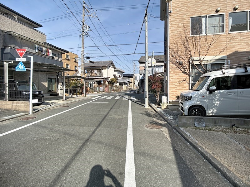 浜松市中央区海老塚町  現地写真（前面道路含む現地写真）