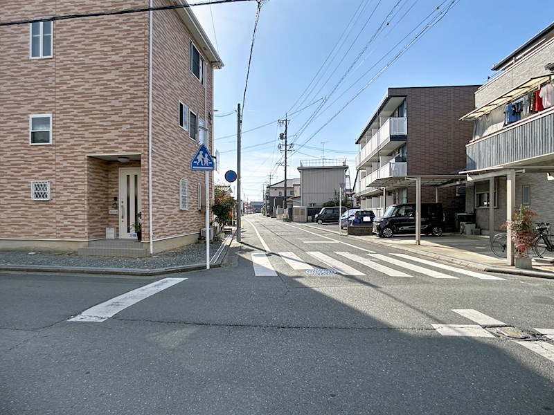 浜松市中央区海老塚町  現地写真（前面道路含む現地写真）