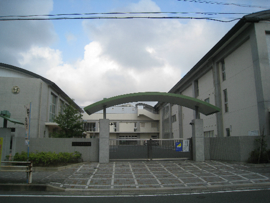 浜松市中央区海老塚町  小学校