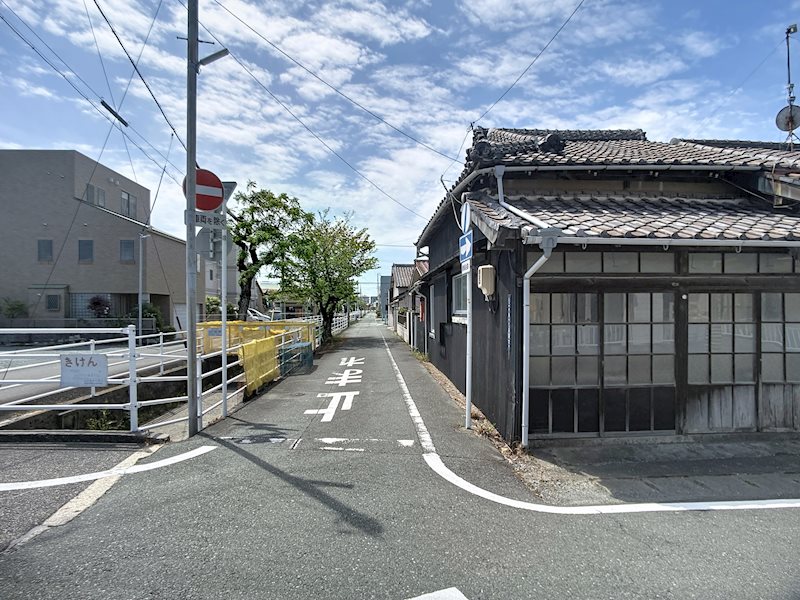 静岡県浜松市中央区中島１丁目 現地写真（前面道路含む現地写真）