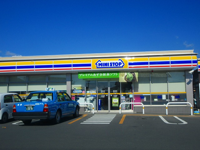 浜松市浜名区於呂 コンビニ