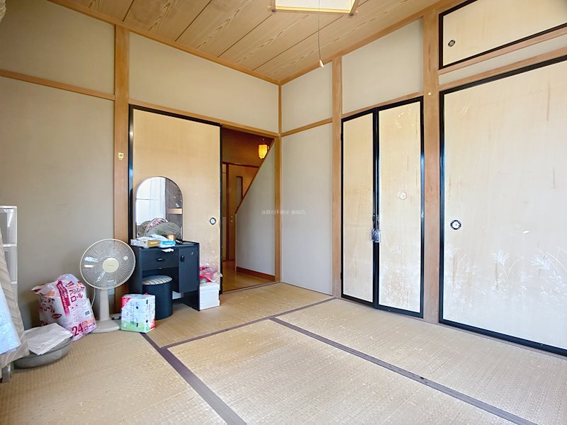 焼津市三右衛門新田 内観写真（リビング以外の居室）