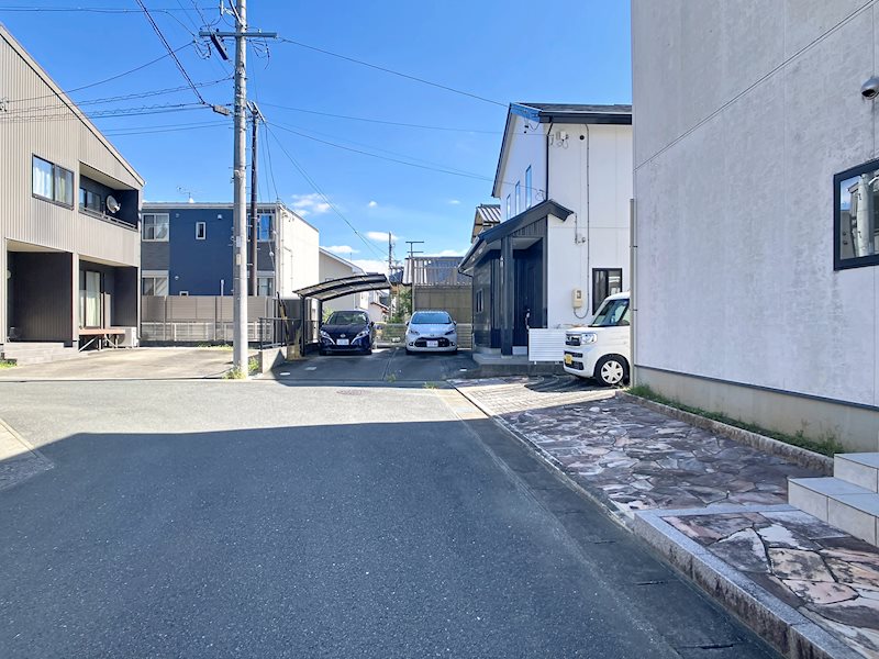 静岡県浜松市中央区葵西６丁目 現地写真（前面道路含む現地写真）