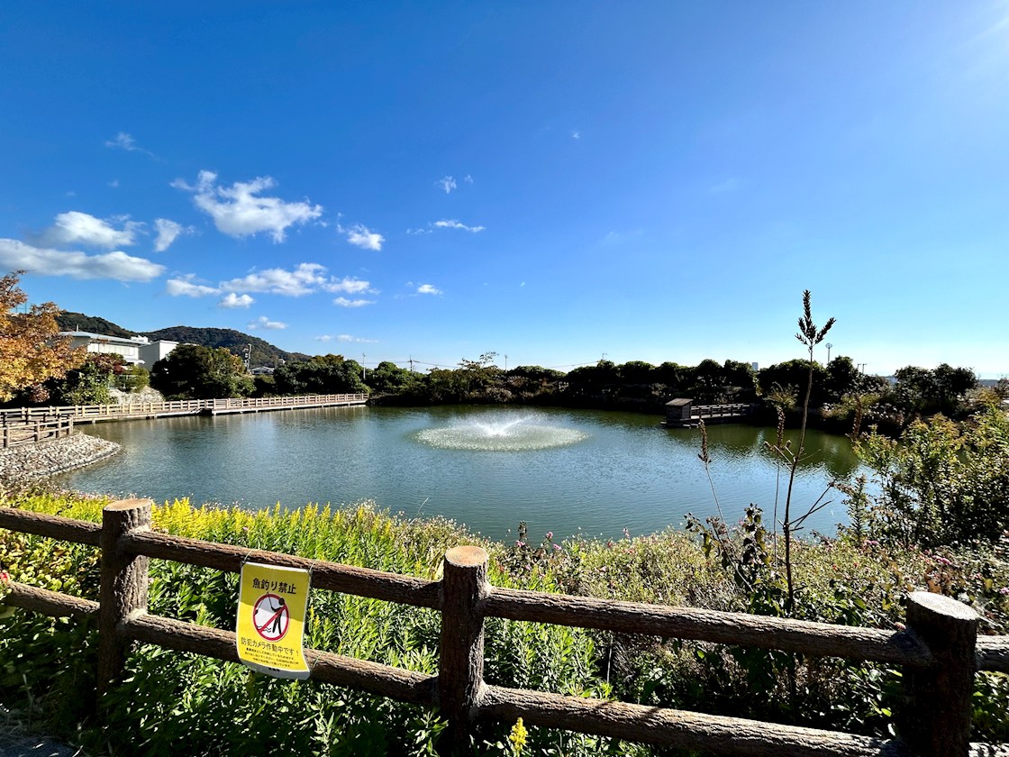 箕面市新稲6丁目 戸建 公園