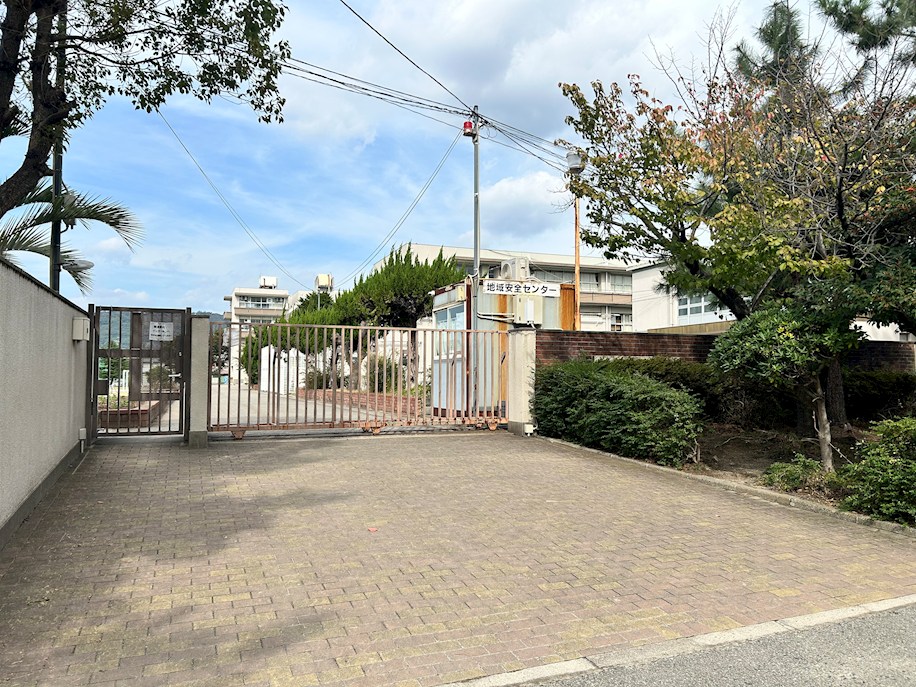 【会員限定】箕面市桜ケ丘4丁目 土地 小学校