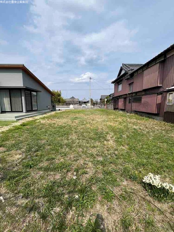 【建築条件無】中津市角木新町240‐1　土地 現地写真