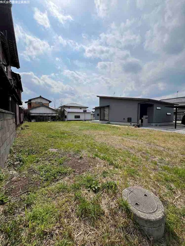 【建築条件無】中津市角木新町240‐1　土地 現地写真