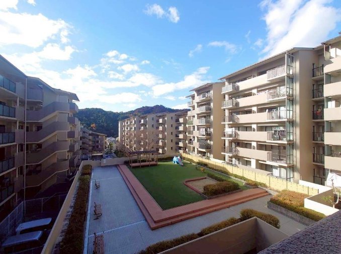 サンシティ桂坂ロイヤル参番館 現地写真