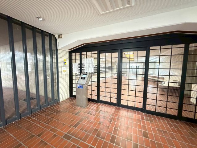 パークテラス桃山 共用部写真（エントランス）