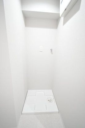 ファミール伏見A棟 内観写真（洗面台・洗面所）