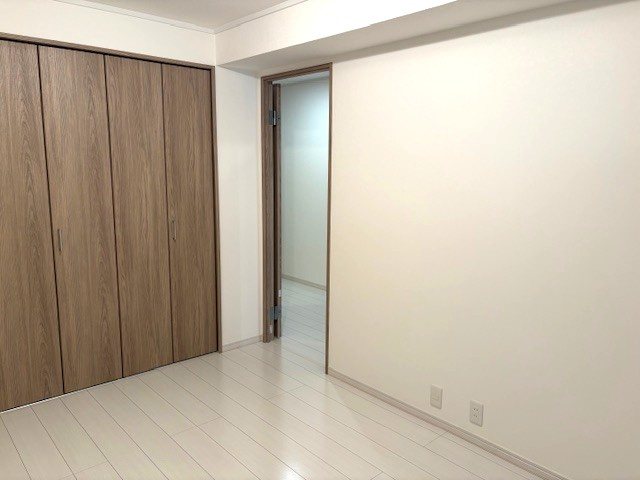 山科セントラルハイツ 内観写真（寝室）