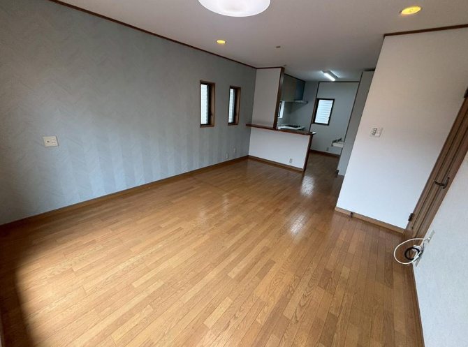 山科区西野楳本町77-55 戸建 内観写真（リビング）