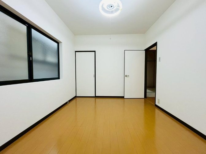 南区上鳥羽八王神町406 戸建 内観写真（寝室）