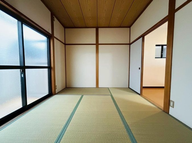 南区上鳥羽八王神町406 戸建 内観写真（リビング以外の居室）