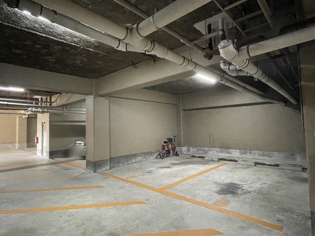 桃山ガーデンハイツ 共用部写真（駐車場）