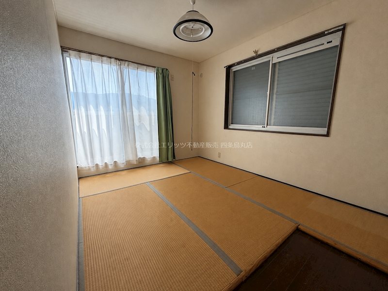 奈良県生駒市俵口町 内観写真（リビング以外の居室）