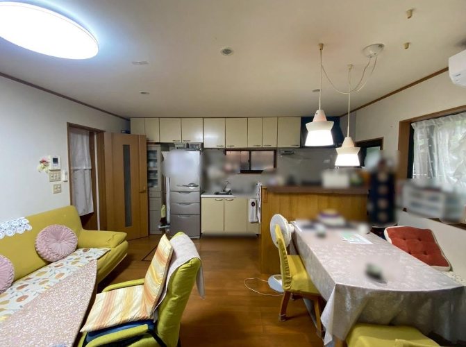左京区岩倉花園町 戸建 内観写真（リビング）