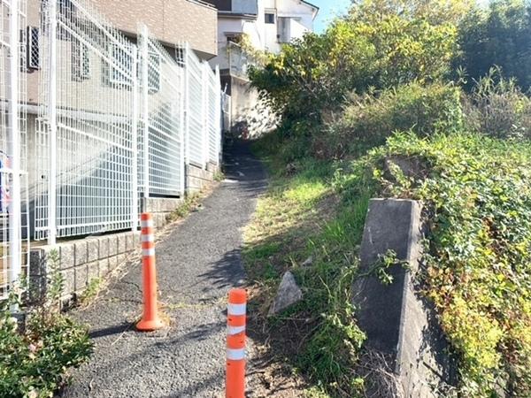羽曳野市河原城　売土地 現地写真（前面道路含む現地写真）