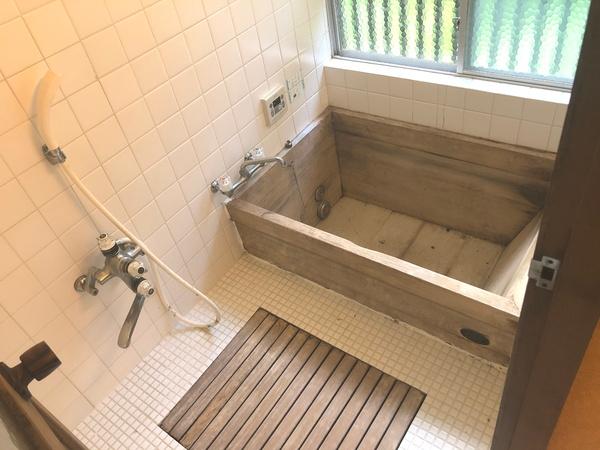 京都市左京区修学院檜峠町　中古戸建 内観写真（浴室）