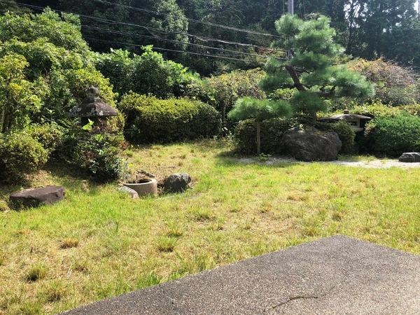 京都市左京区修学院檜峠町　中古戸建 現地写真（庭）