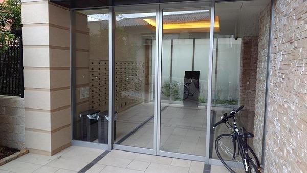 スプランディッド大阪ＷＥＳＴ 共用部写真（エントランス）