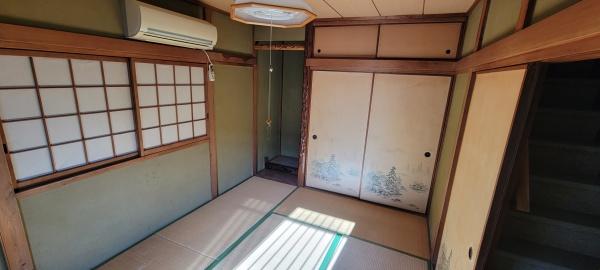 堺市西区鳳西町2丁　中古戸建 内観写真（リビング以外の居室）