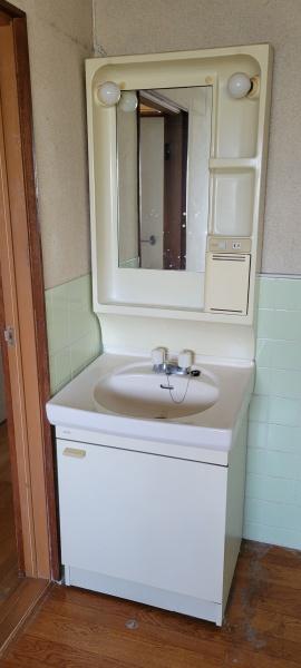 堺市西区鳳西町2丁　中古戸建 内観写真（洗面台・洗面所）