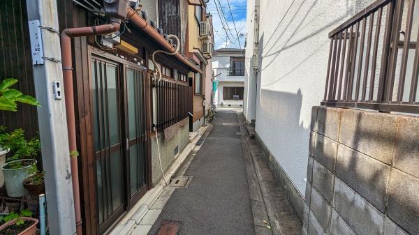 京都市上京区下長者通六軒町西入利生町　中古戸建 現地写真（前面道路含む現地写真）