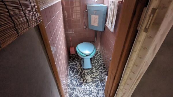 京都市上京区下長者通六軒町西入利生町　中古戸建 内観写真（トイレ）