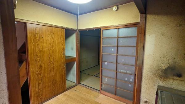 京都市山科区小山中ノ川町　中古テラスハウス 内観写真（リビング以外の居室）