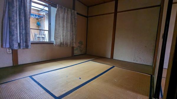 京都市山科区小山中ノ川町　中古テラスハウス 内観写真（リビング以外の居室）