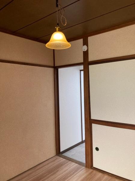 京都市山科区勧修寺東堂田町　中古戸建 内観写真（リビング以外の居室）
