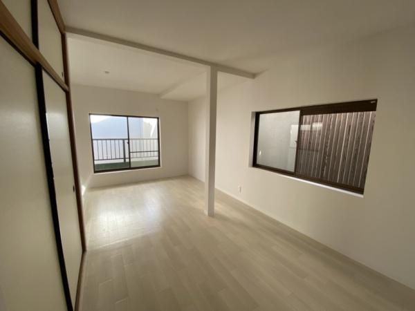 大阪市此花区酉島3丁目　中古戸建 内観写真（リビング以外の居室）