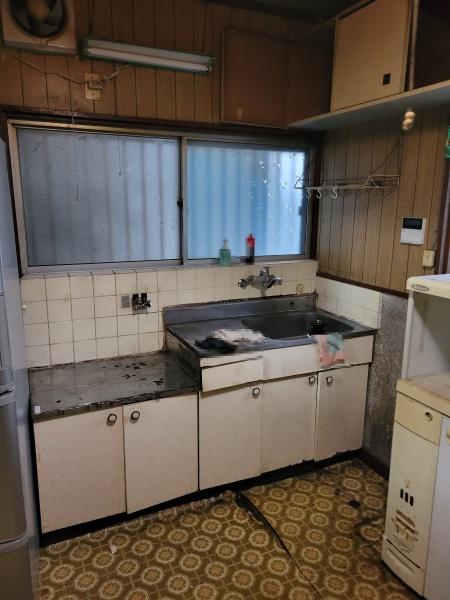 堺市北区南花田町　中古戸建 内観写真（キッチン）