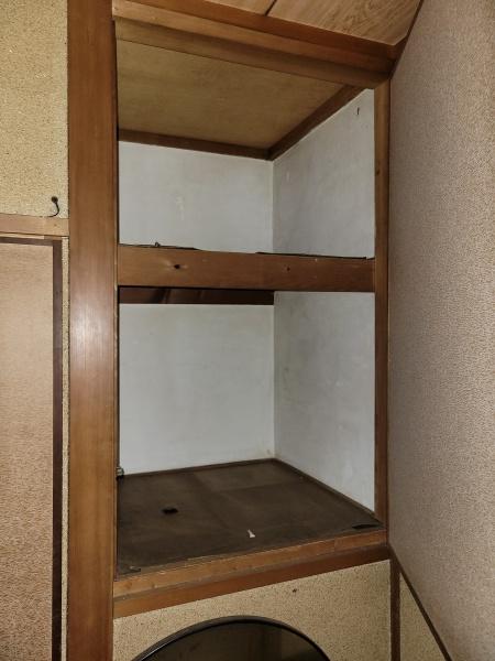 堺市北区南花田町　中古戸建 内観写真（収納）