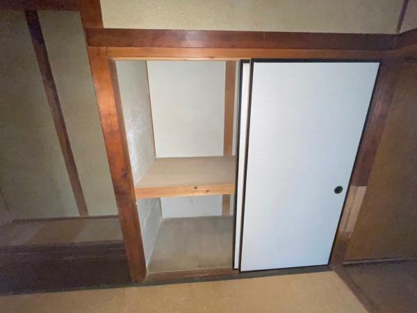 大阪市住之江区御崎2丁目　中古テラス 内観写真（収納）