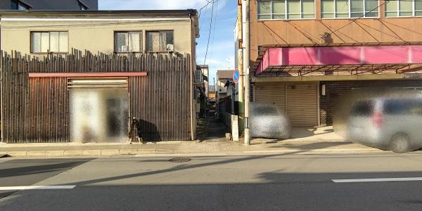 京都市右京区太秦安井馬塚　古家付き売土地 現地写真（前面道路含む現地写真）